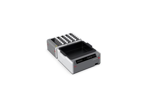1 HistoCore Water Bath M & 1 HistoCore Slide Dryer on rear side