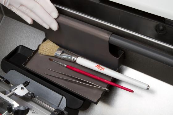 Leica CM1860 UV - Cryostat for Histopathology Laboratory Applications
