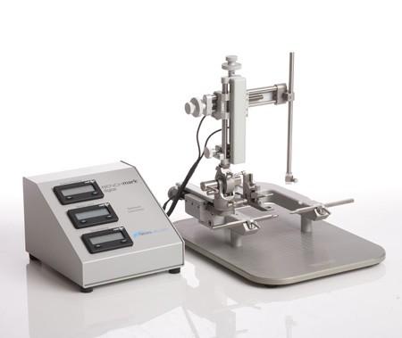 Digital Stereotaxic with Manual Fine Drive With 3 or 6 Axes Display