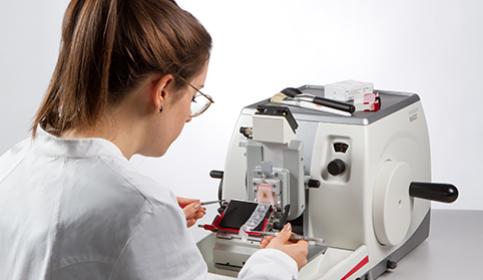 HistoCore_BIOCUT_RM_CoolClamp_to_produce-482x309